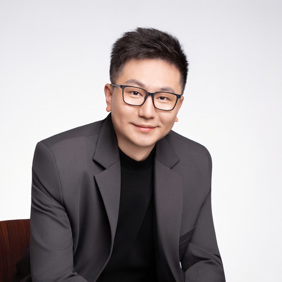 Steven Zhu, Founder and Managing Director of Xentra Global
